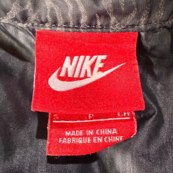 Nike Small Womens Windrunner Jacket Blacklight Flash Lightweight Full-Zip Hooded - Picture 9 of 10